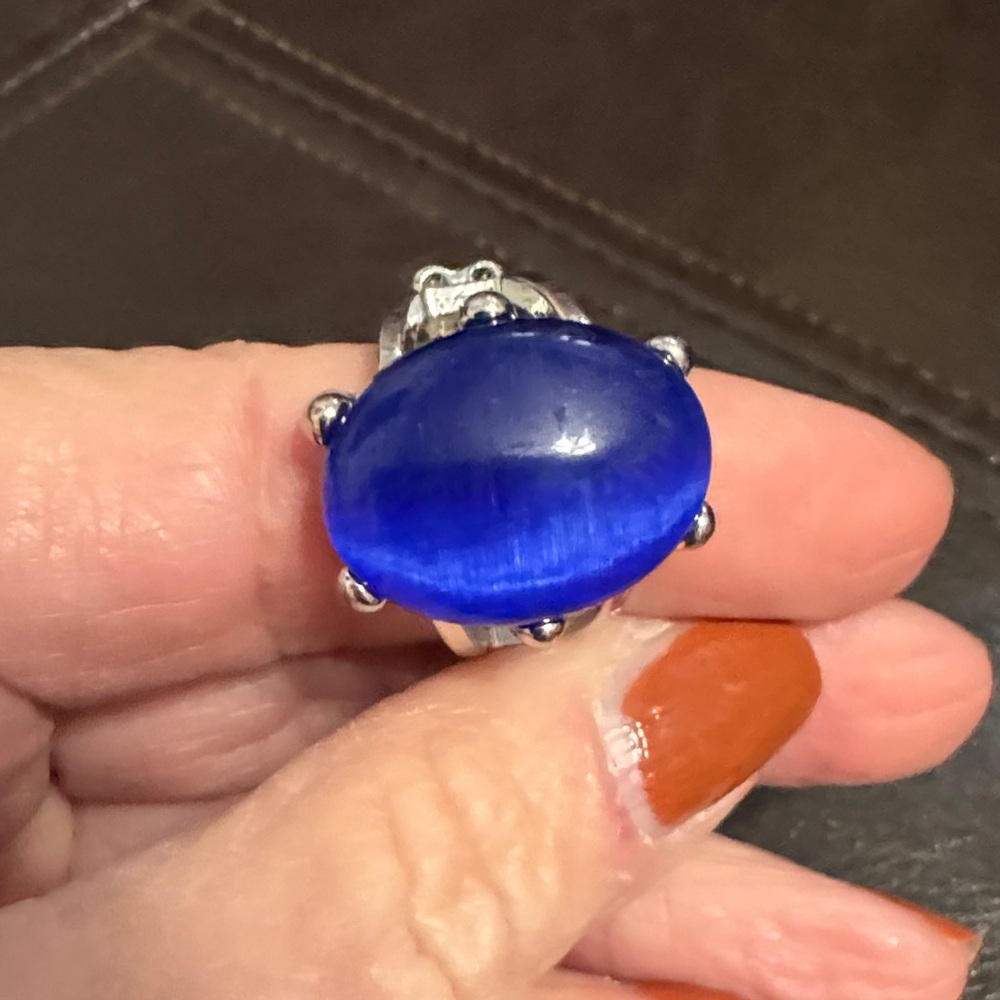 Elegant Blue Stone Silver Ring